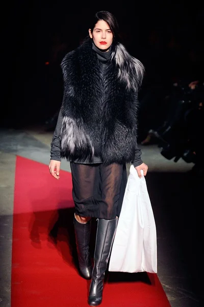 Look 37